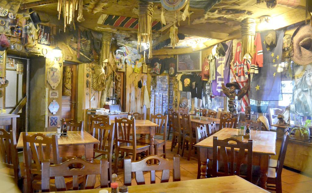 Restaurant A Penzion Steak Station Pardubice Exterior foto